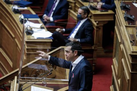 ΝΔ - ΣΥΡΙΖΑ: Νέα σύγκρουση με φόντο την παιδεία και την οικονομία της χώρας